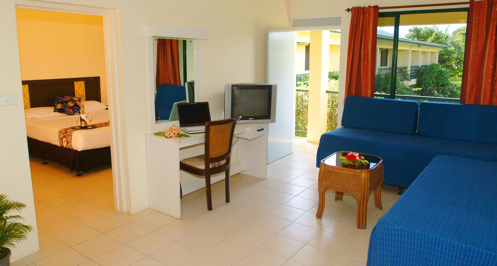 Grand West Villas Nadi Room photo