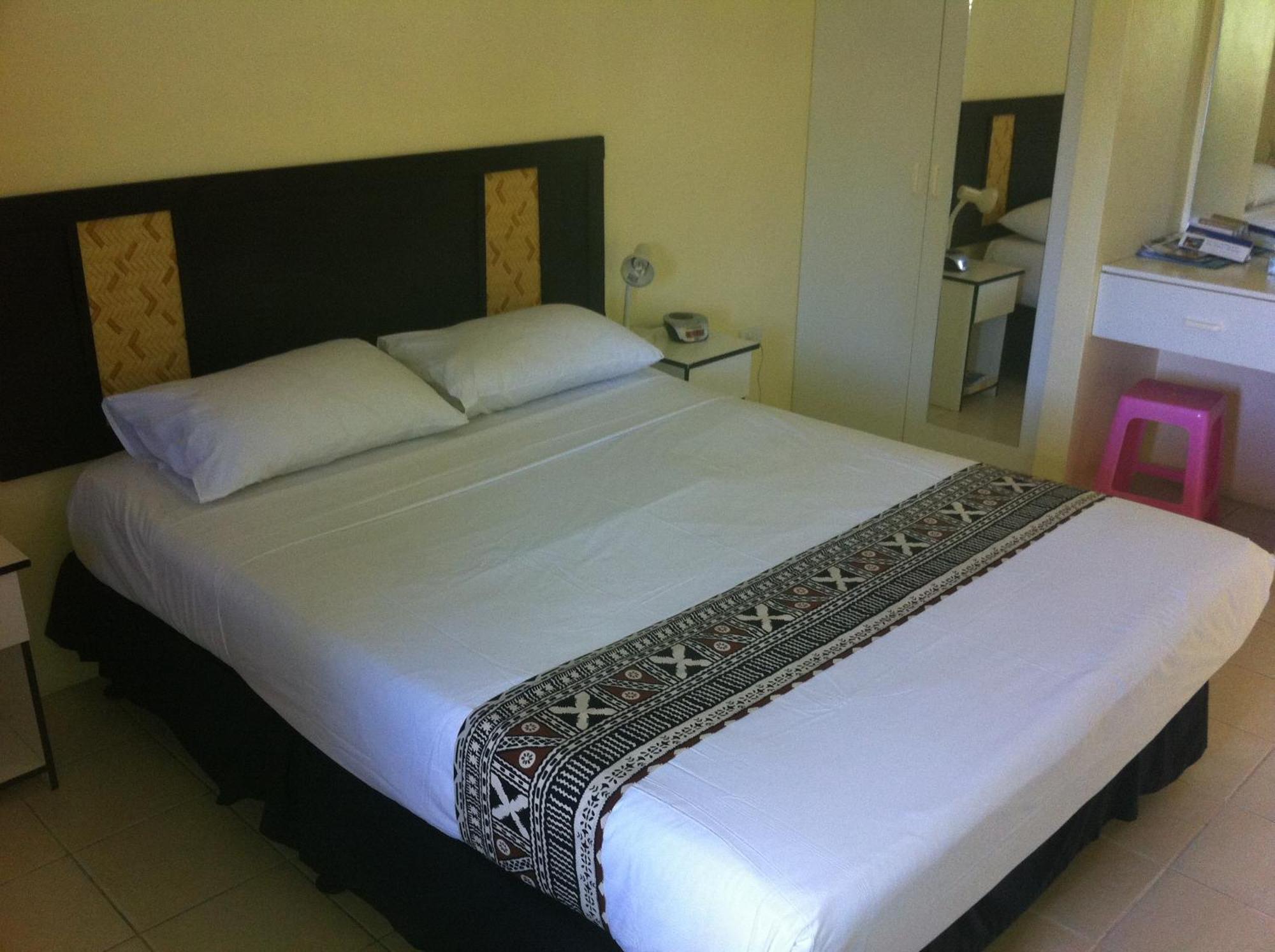 Grand West Villas Nadi Exterior photo