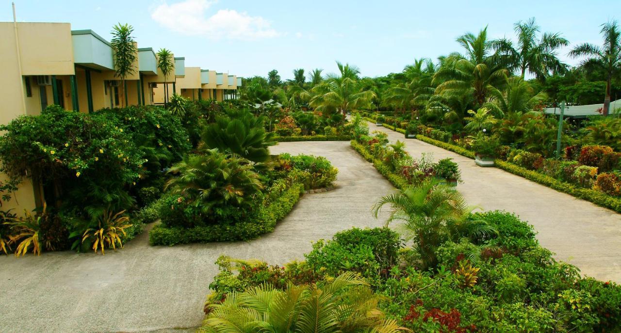 Grand West Villas Nadi Exterior photo